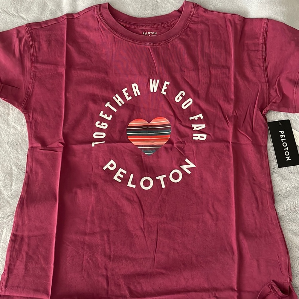 Peloton Vintage Pleat back shirt
